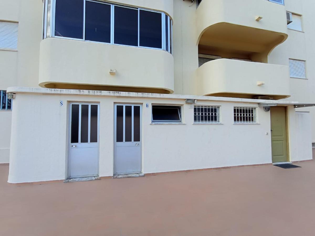 Love Shack Flat In Quarteira Center エクステリア 写真